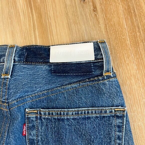 LEVI Re/Done Stove Pipe Cropped Jeans Size 24 - Picture 6 of 16